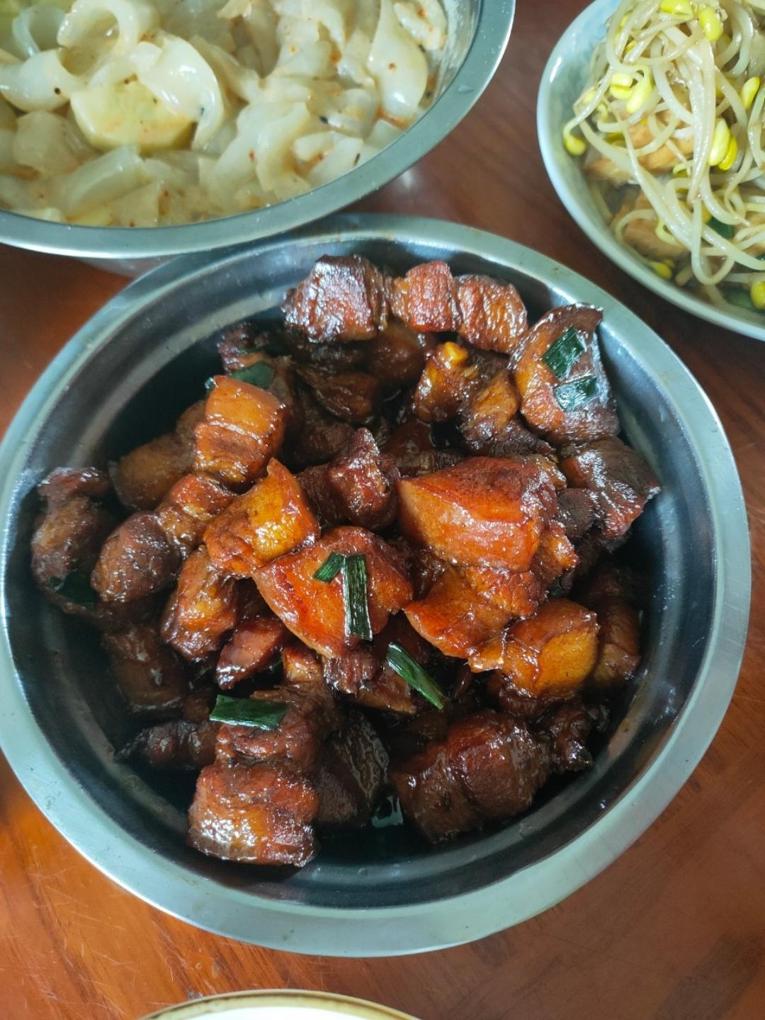 不焯水不放油的家常红烧肉