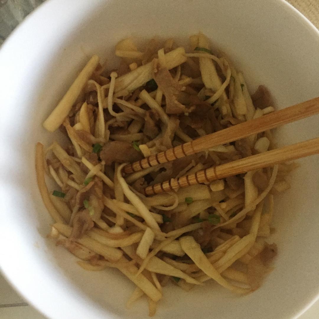 茭白青椒炒肉丝