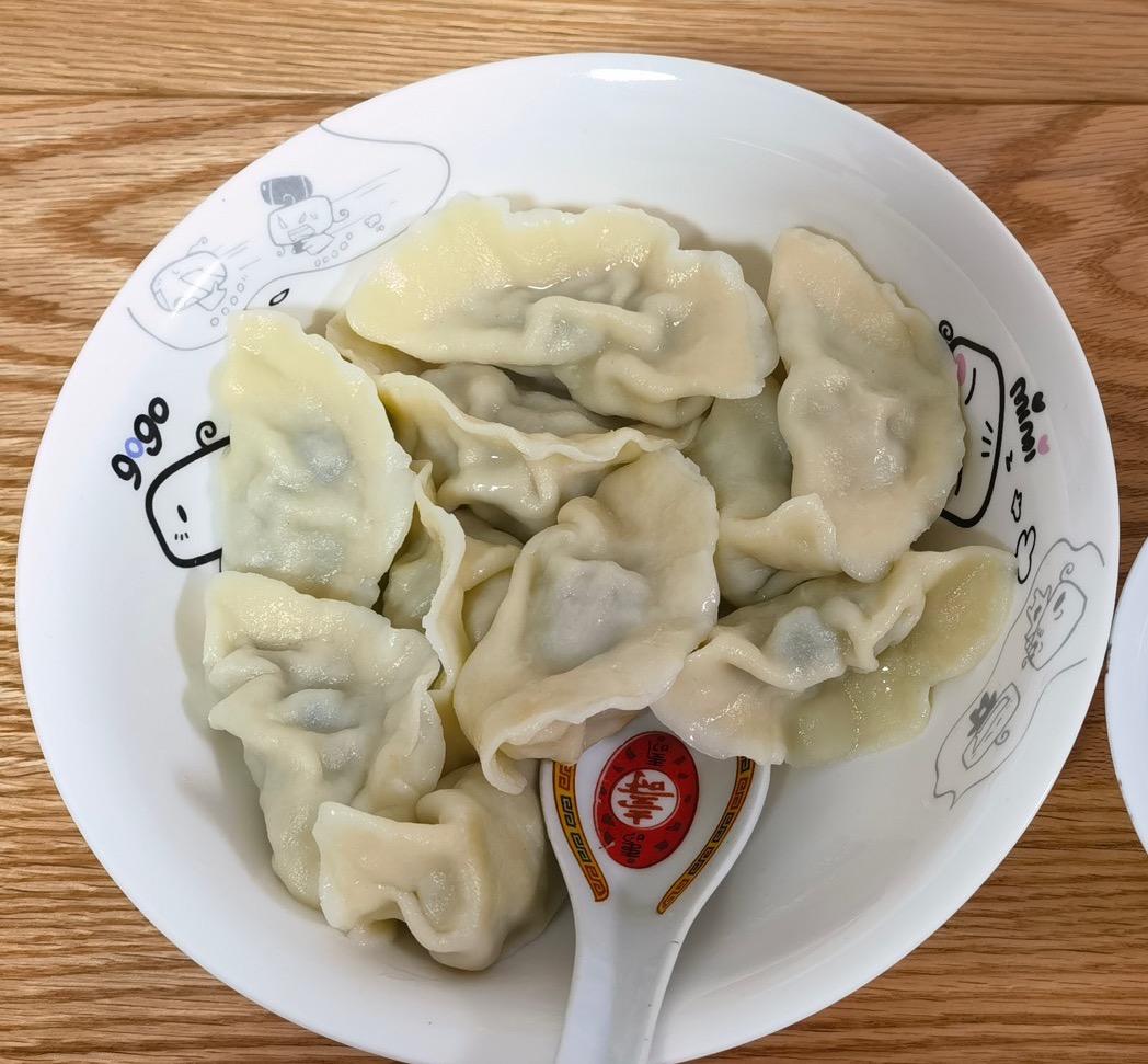 饺子皮（薄而筋道不用一个个擀）