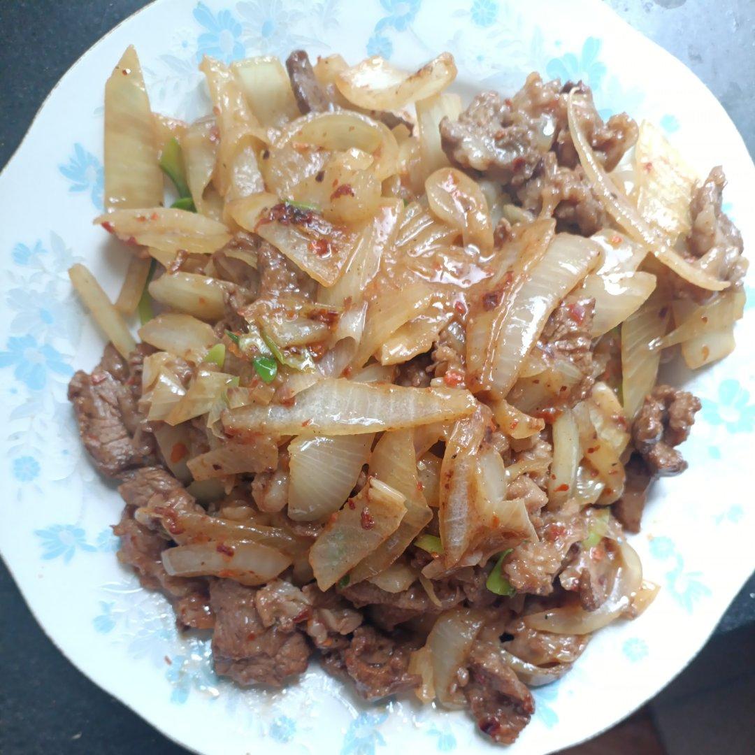 家常孜然洋葱炒羊肉