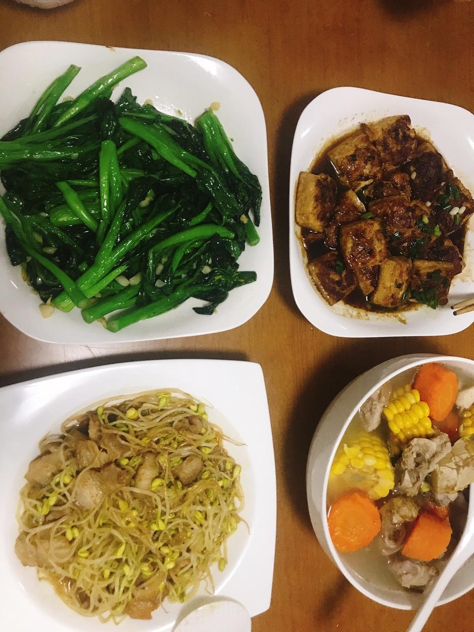 豆芽炒肉丝