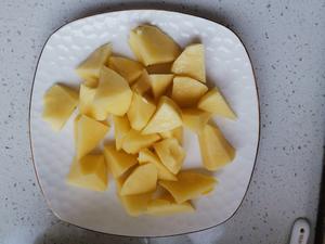 窝瓜（南瓜）炖土豆（家常版）的做法 步骤2