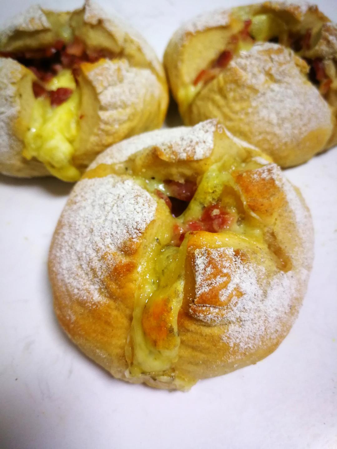 全麦芝士熔岩面包