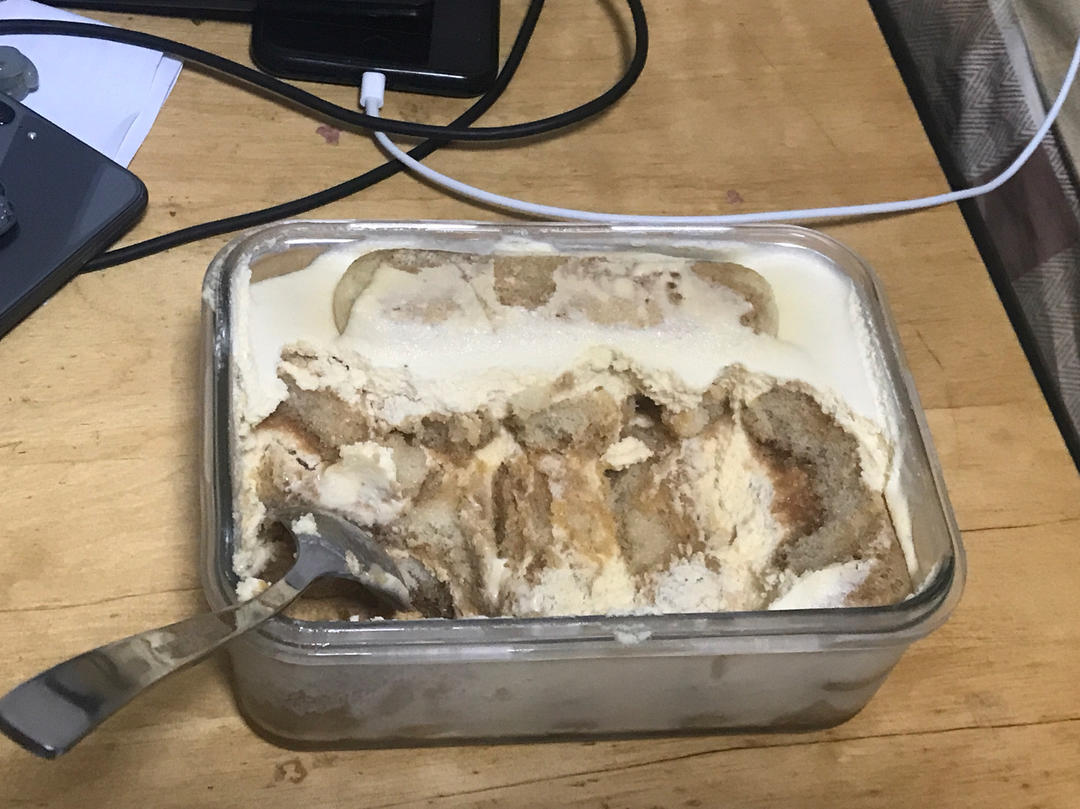 在欧洲学会的经典版提拉米苏