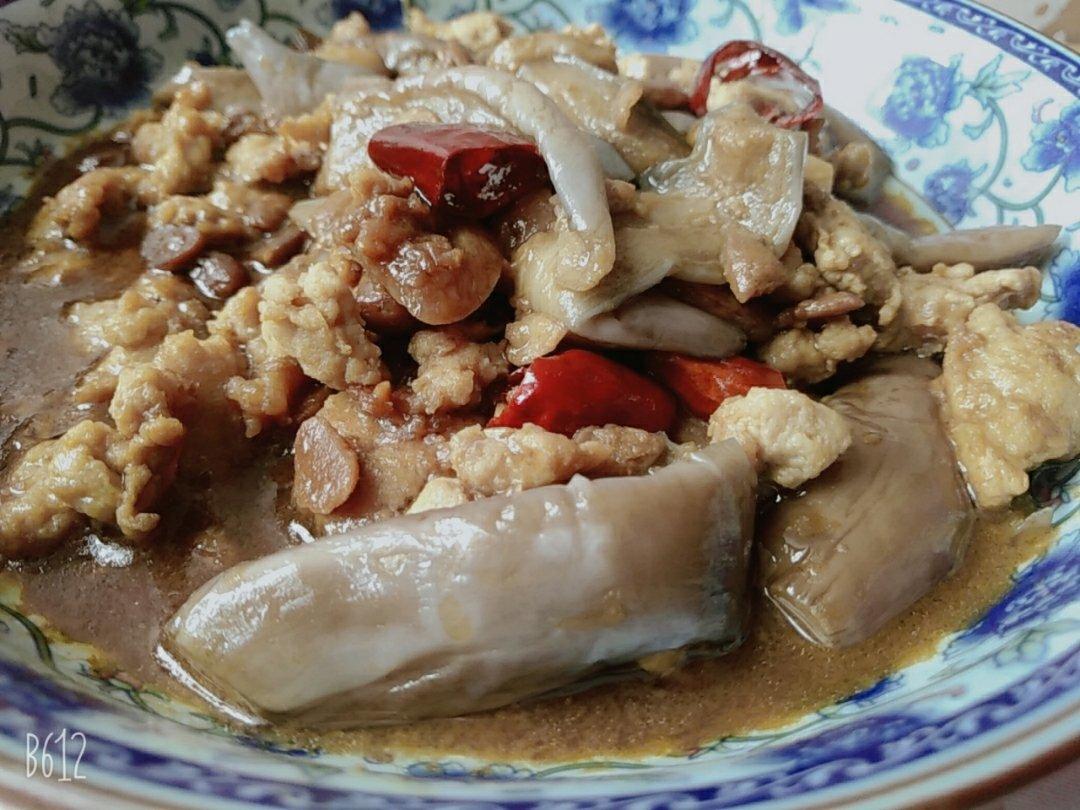 酱香肉末烧茄子