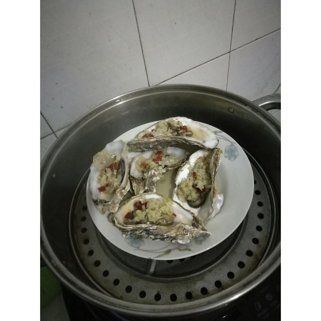 蒜茸蒸生蚝