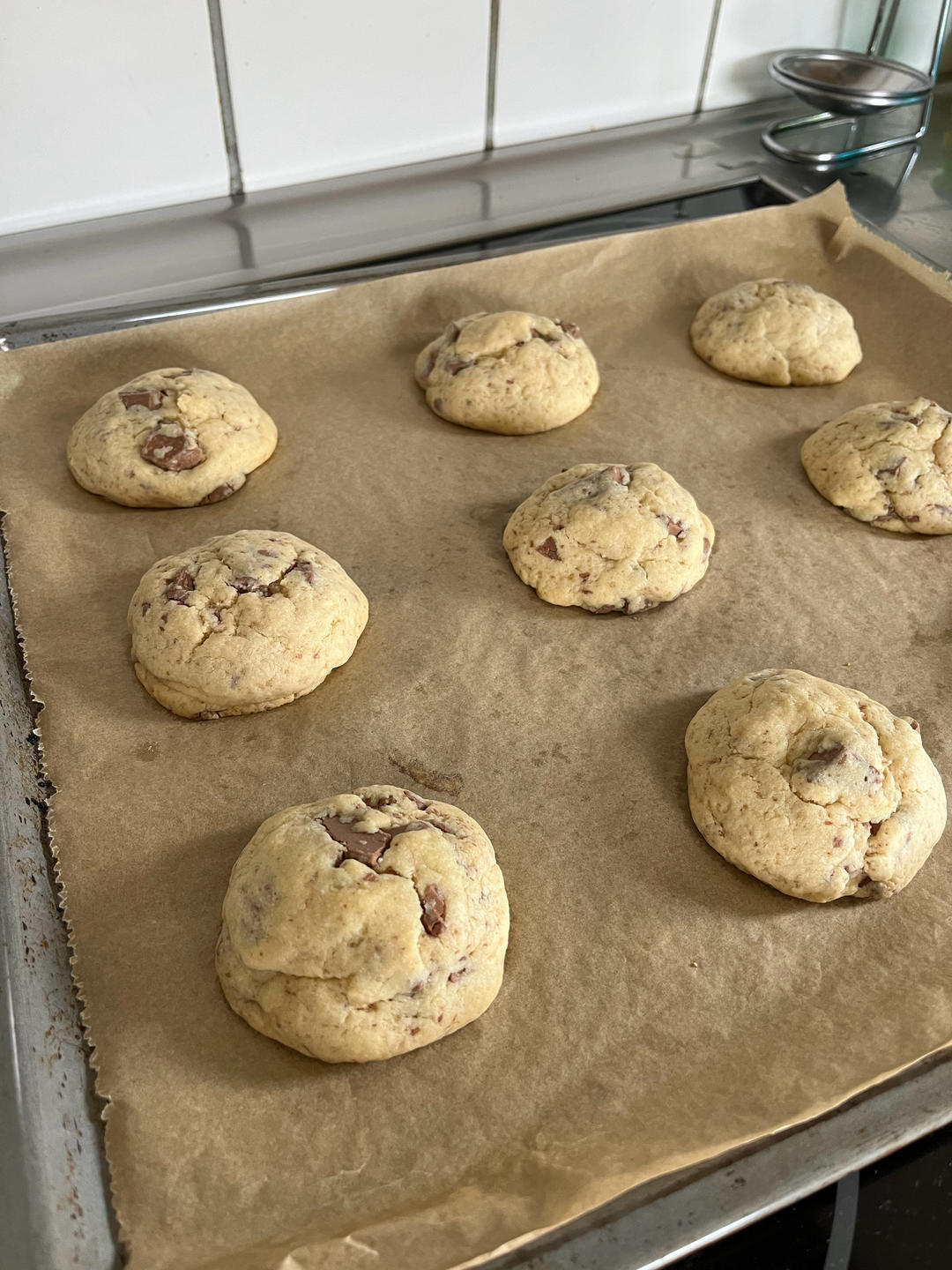giant chocolate chip cookies