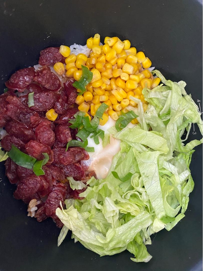 广式腊味煲仔饭（腊肠电饭锅版）