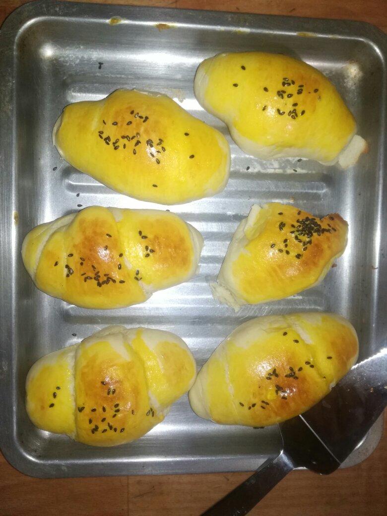 黄油面包卷