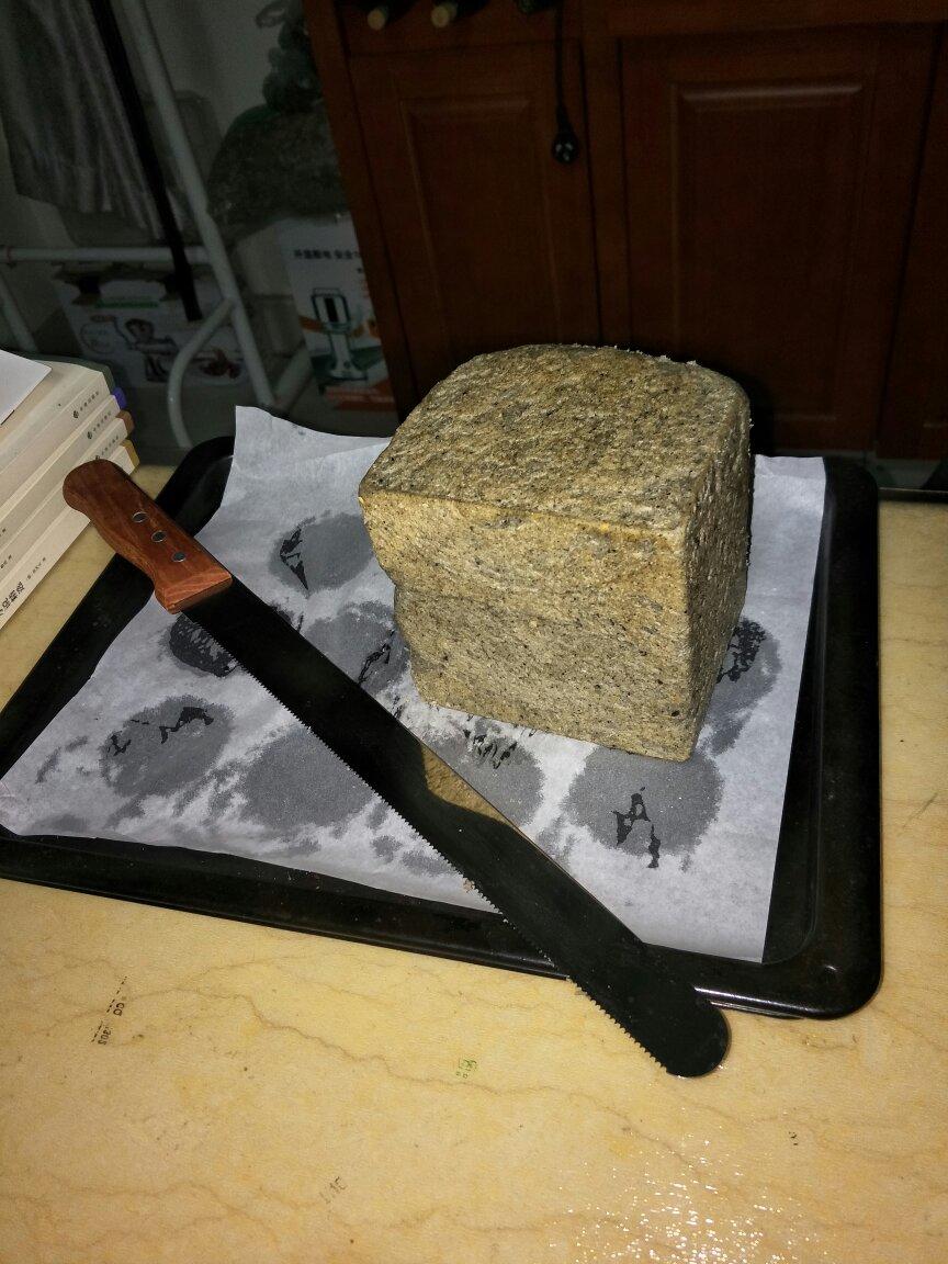 黑芝麻全麦吐司 100%全麦