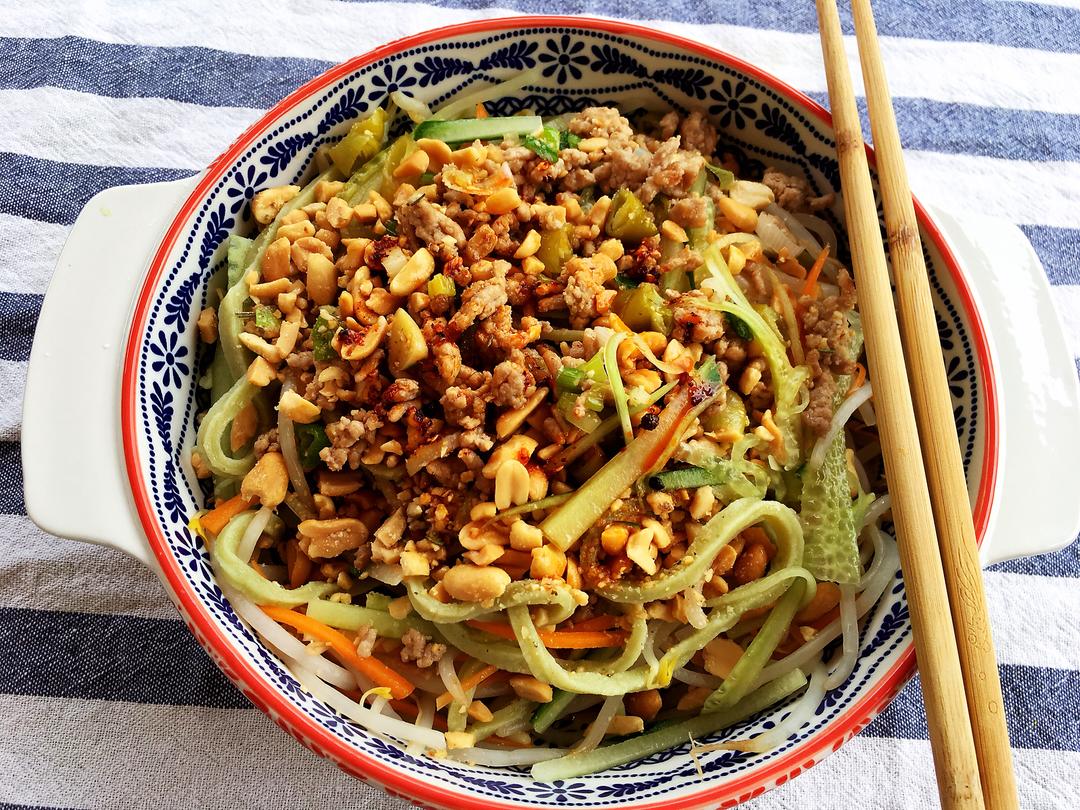 菠菜凉面
