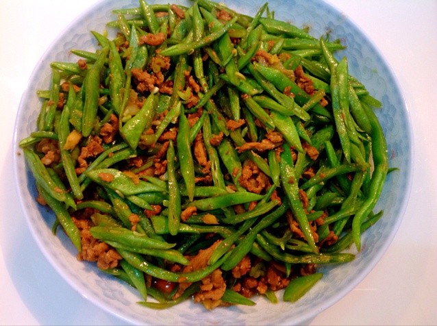 肉丝炒长扁豆