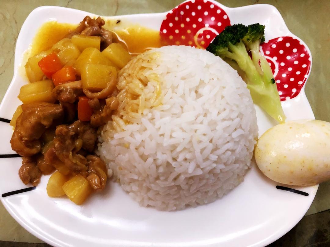 咖喱土豆鸡块