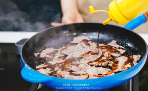 一出场就能镇住所有饥饿的肚肠 | 日式牛肉饭的做法 步骤11