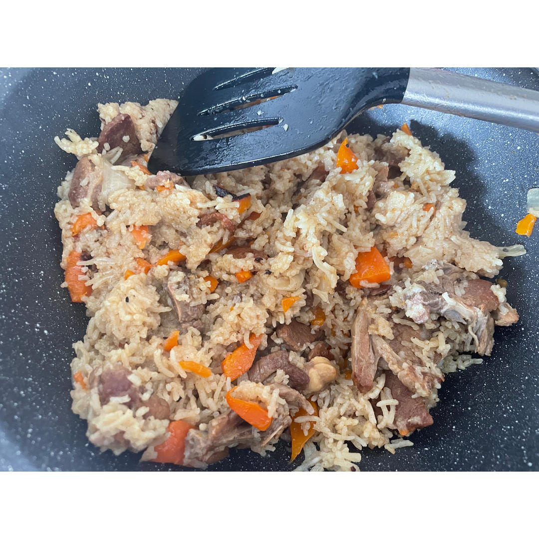 羊肉手抓饭