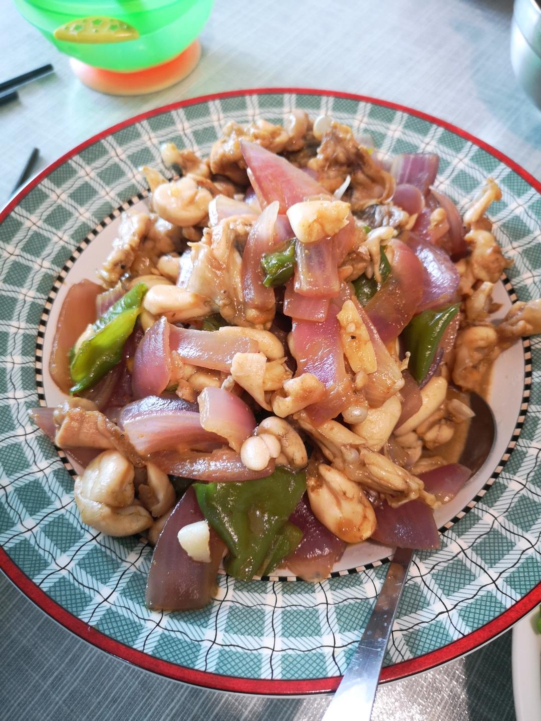 嫩的不要不要的爆炒牛蛙