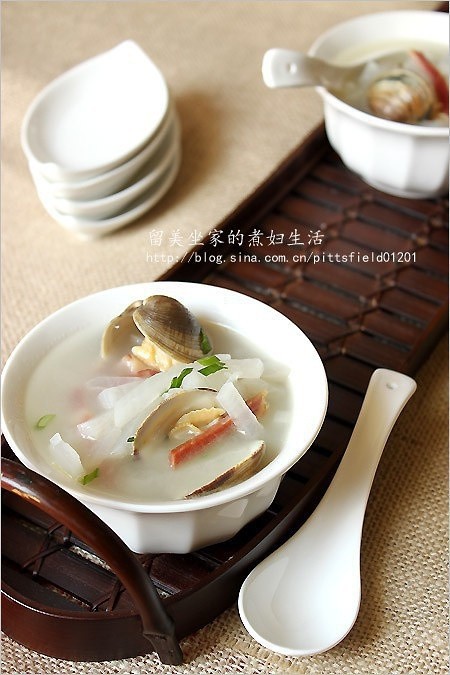 火腿蛤蜊萝卜丝浓汤的做法