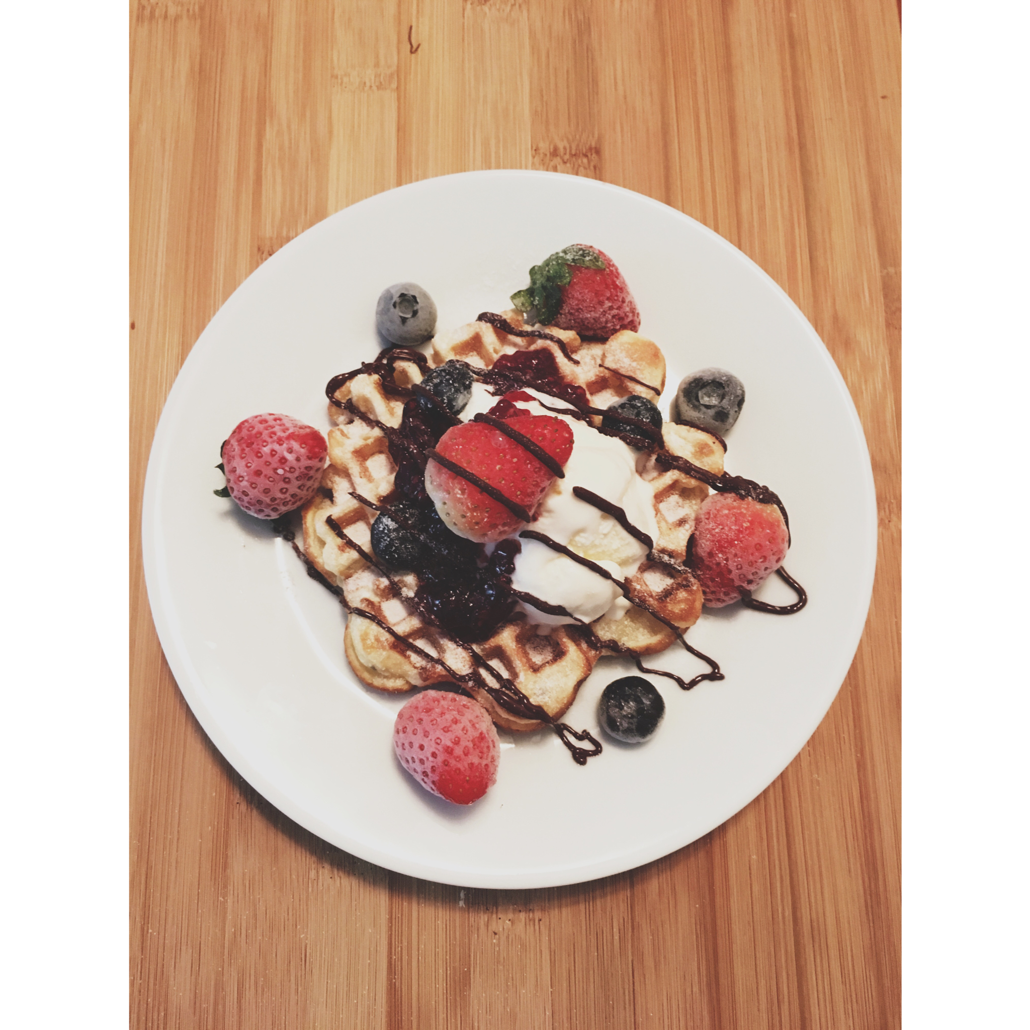 芝麻酸奶华夫饼