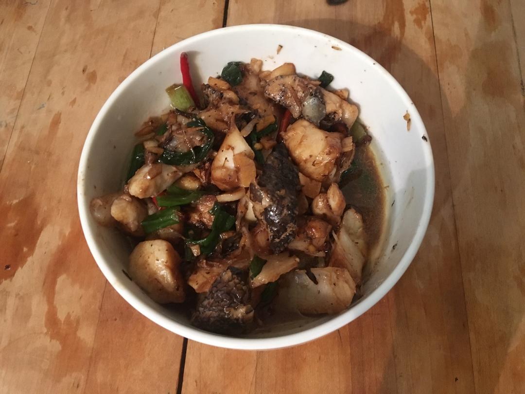 红烧鱼块(阳干草鱼块)