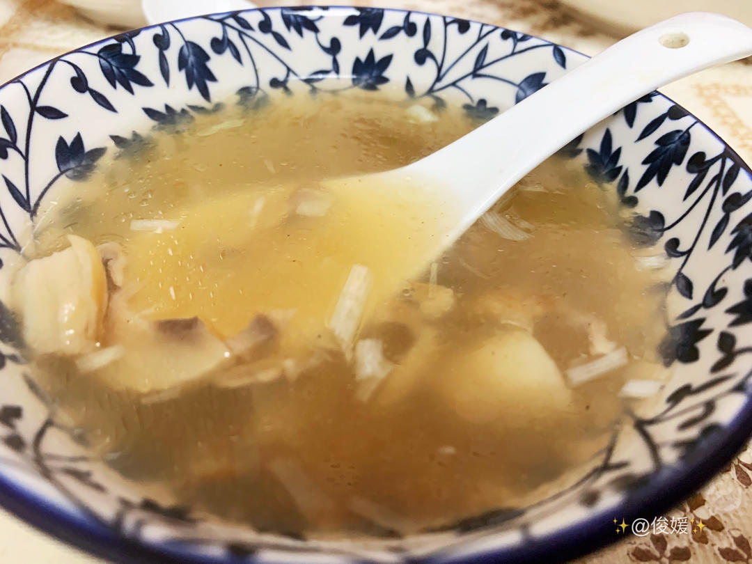 鲜得跳脚的口蘑汤