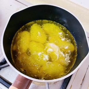 蜂蜜黄油炸鸡的做法 步骤6