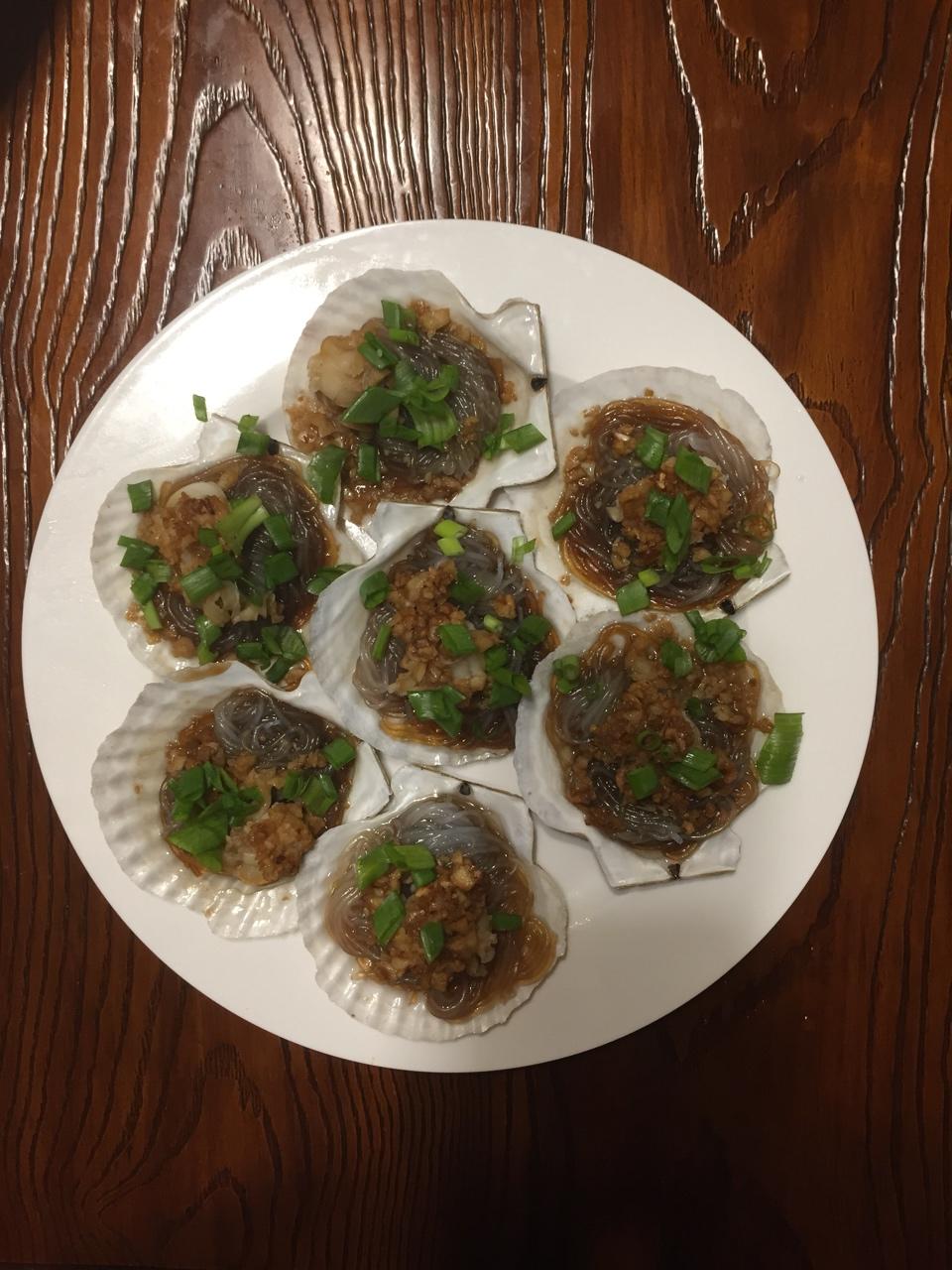 蒜蓉粉丝蒸扇贝