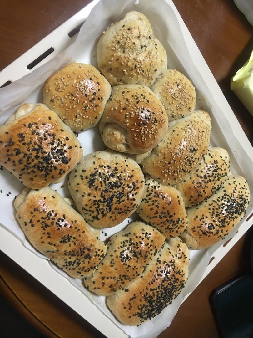 消耗淡奶油黑米肉松面包