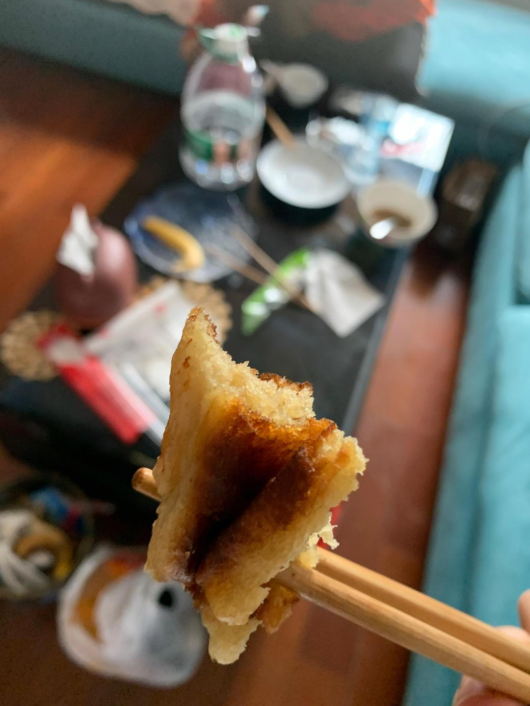 😋小屁孩们停不下来的炸葱油饼👀