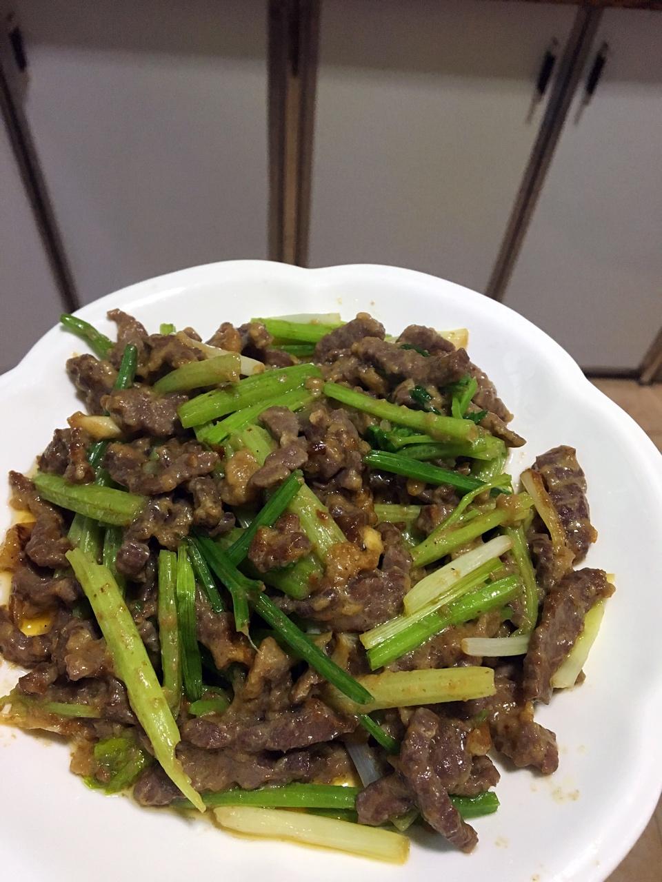 如何炒出嫩牛肉