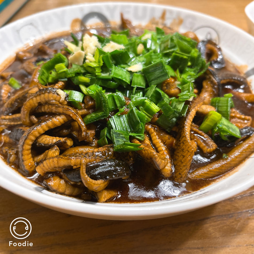 月亮不说做的厨师长教你:"响油鳝丝"的家常做法,味道非常赞