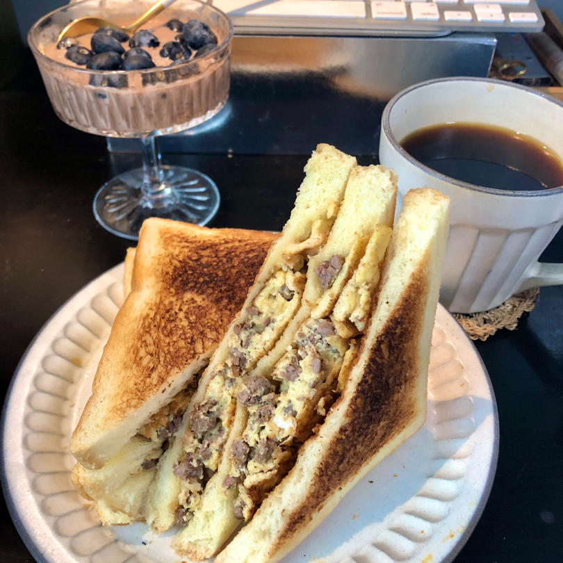 茶餐厅蛋牛治（牛肉鸡蛋三明治）