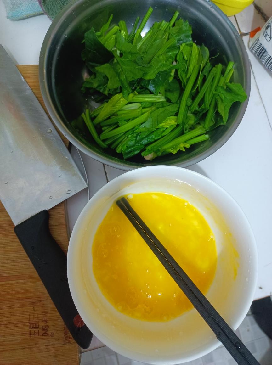 菠菜鸡蛋汤的做法
