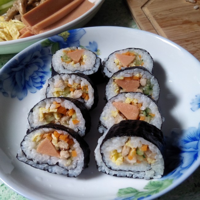 紫菜卷寿司
