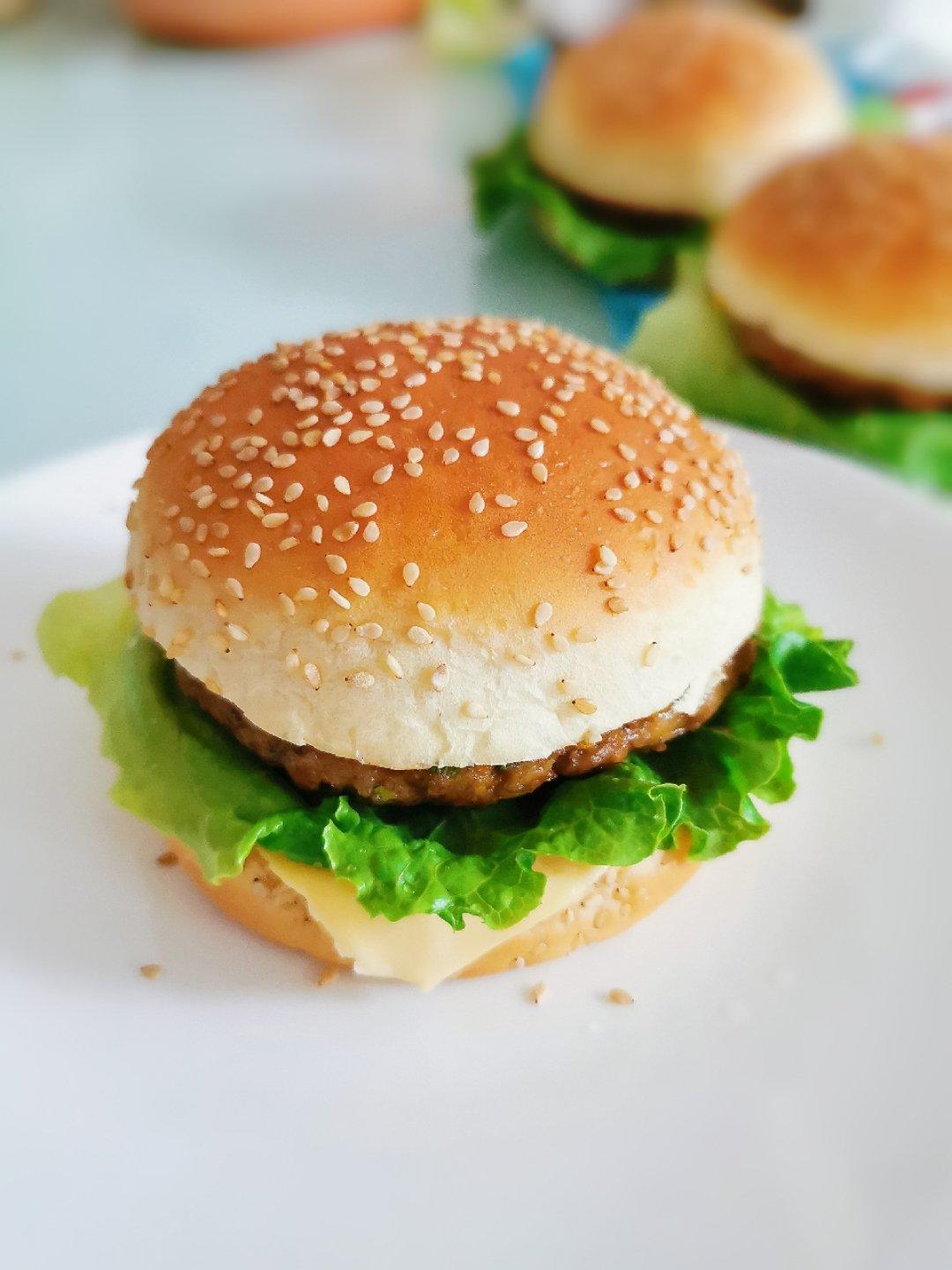 肯德基早餐汉堡轻松在家做 ---『玉米鸡肉汉堡包』