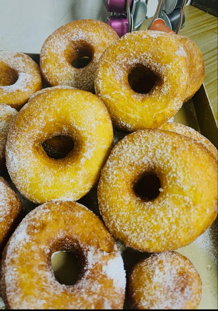 美式甜甜圈