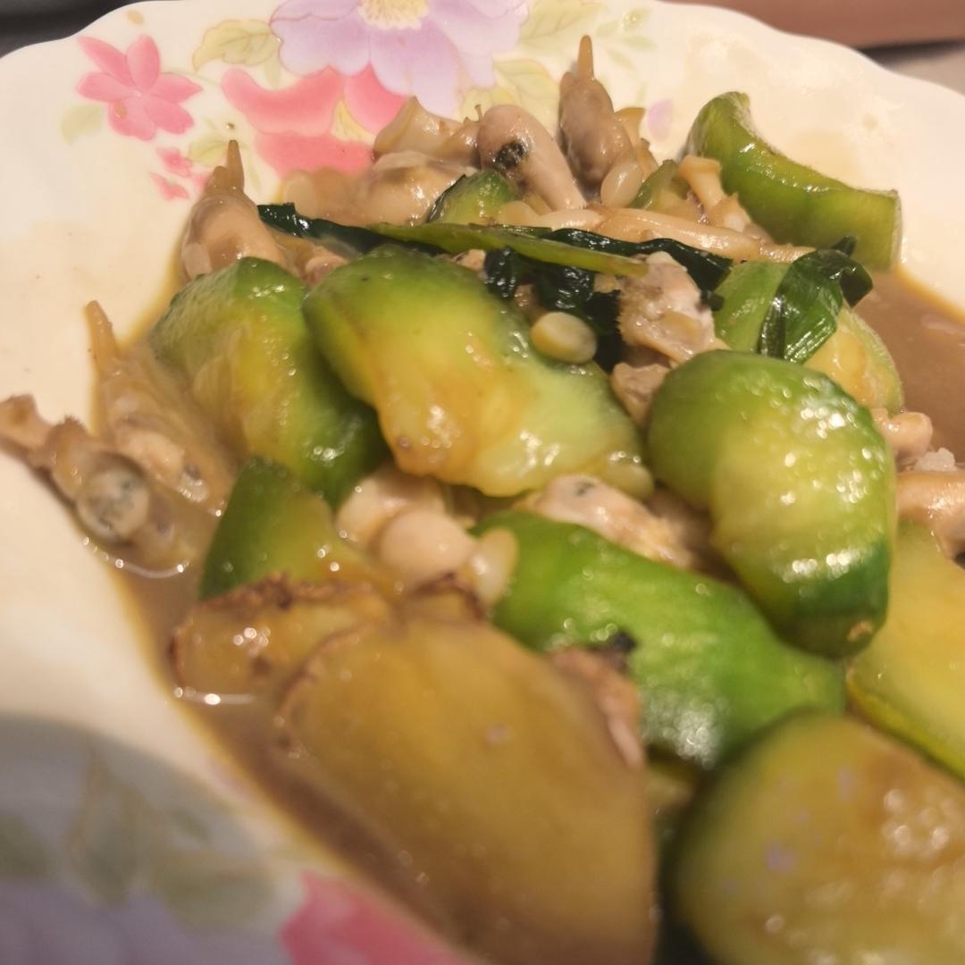 丝瓜炒蛏子