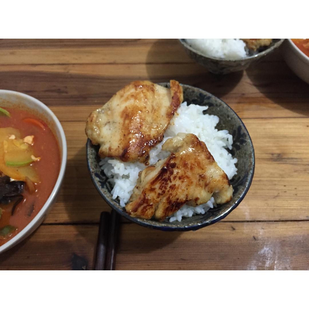 酷炫屌炸天好吃的煎鸡胸肉（香蒜蜂蜜煎鸡胸肉）