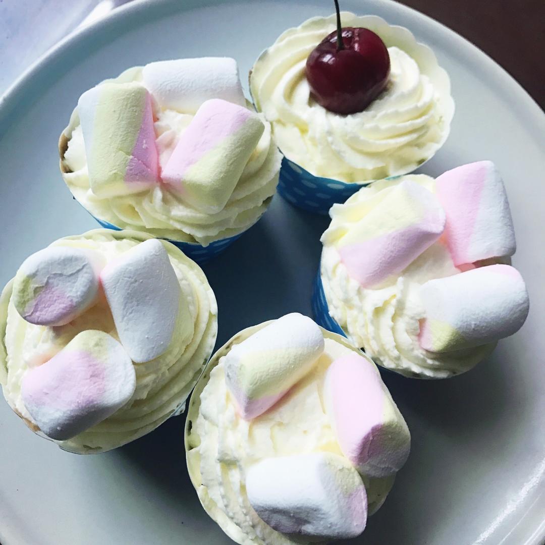 奶油戚风杯子蛋糕