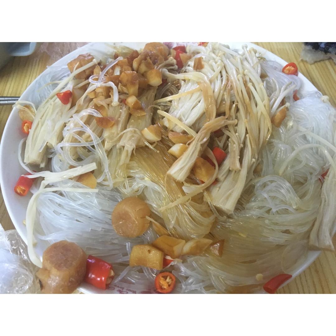蒜蓉蒸金针菇粉丝（小心上瘾）