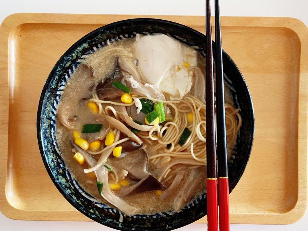 日式拉面