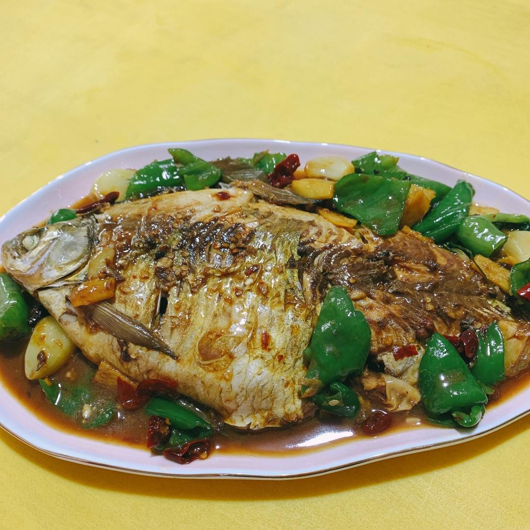 家常红烧鱼