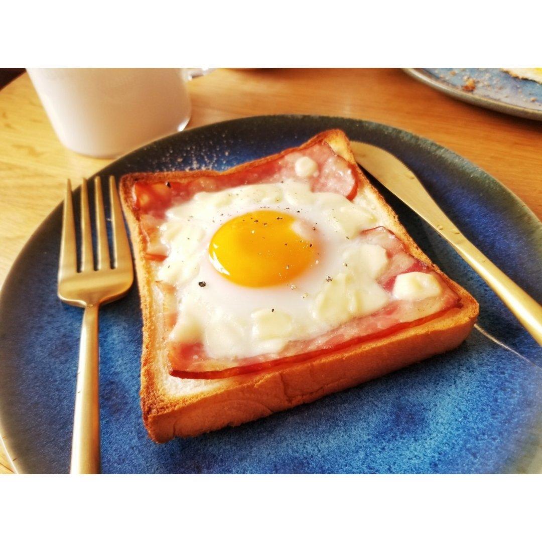 鸡蛋芝士火腿烤吐司