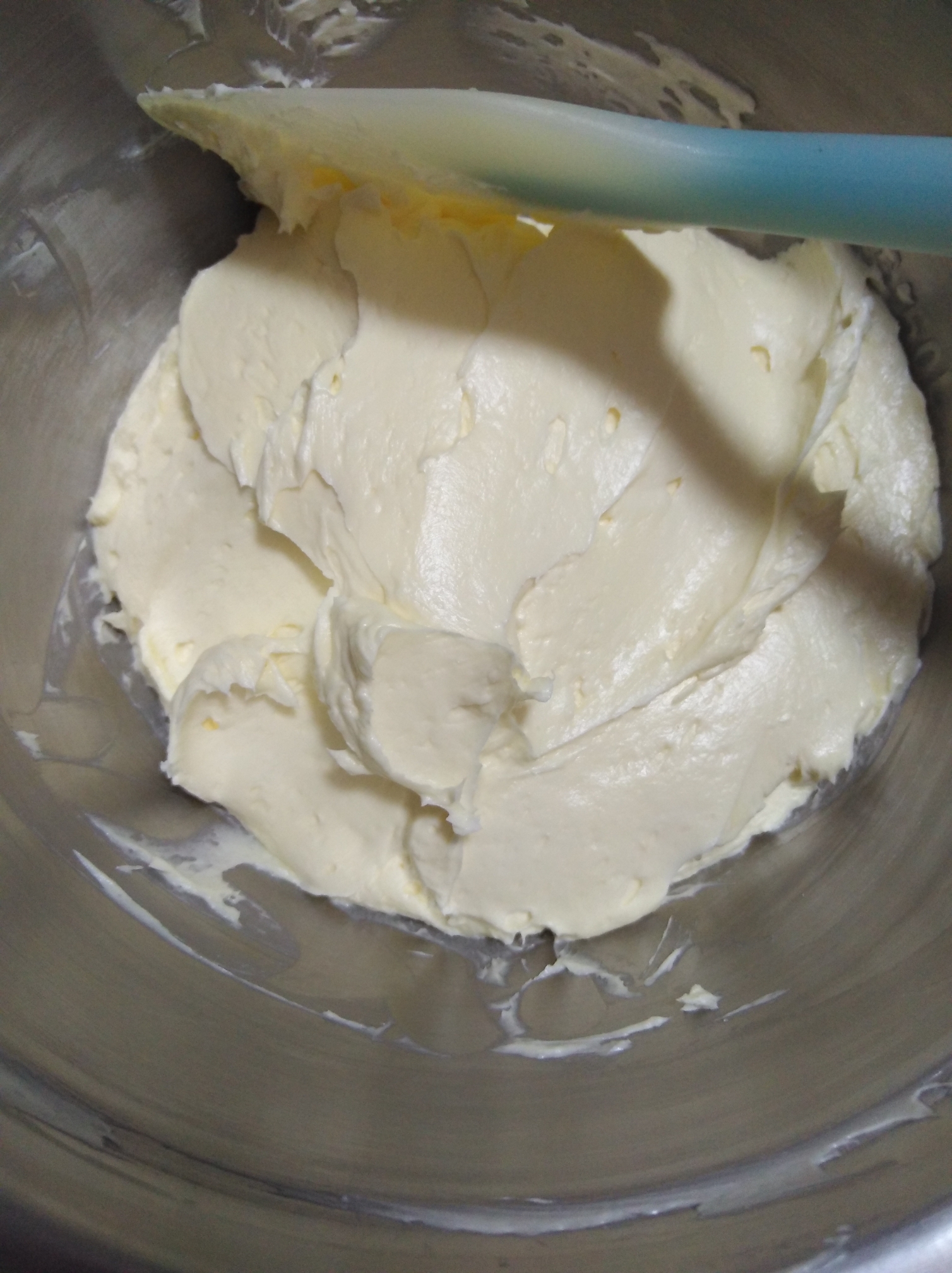 最好吃的奶油霜——黄油奶酪霜的做法