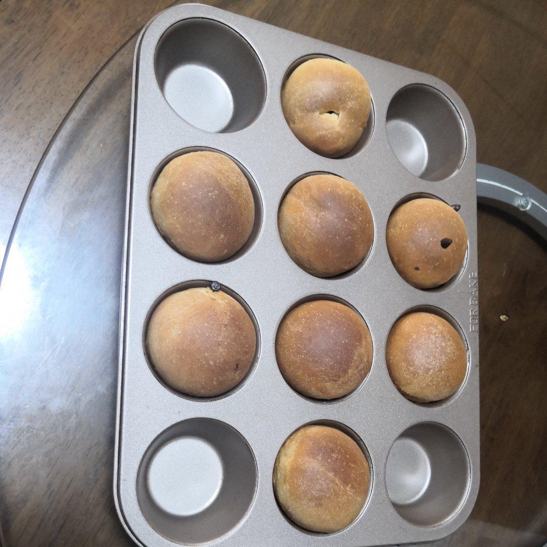 手揉版卡仕达草莓奶油小面包