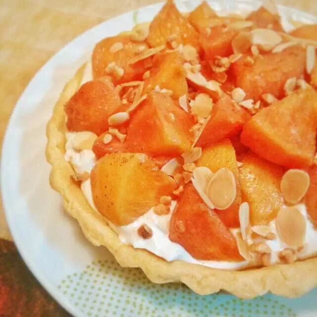 兰姆肉桂酒渍柿子塔