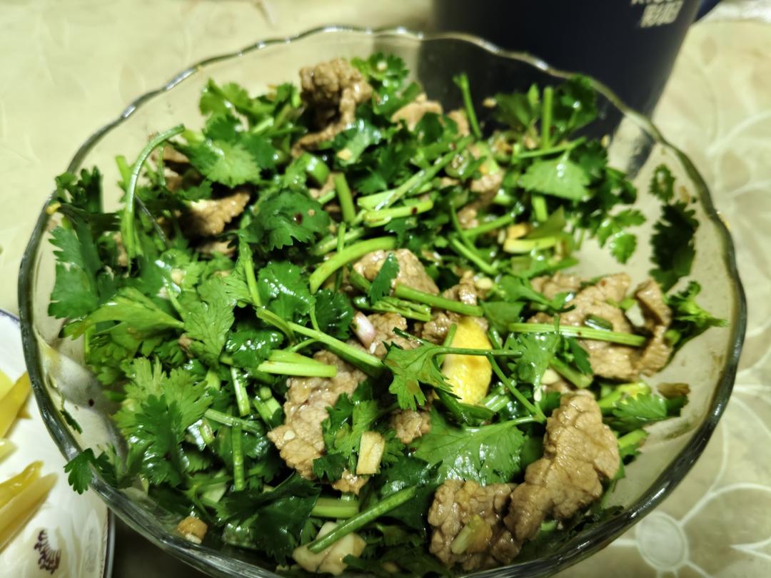 低卡减脂-香菜凉拌牛肉