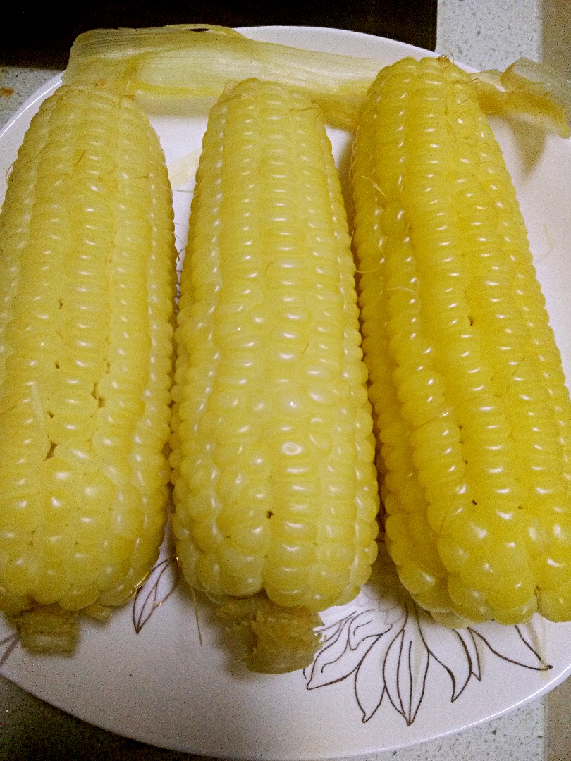 张小可~做的煮玉米