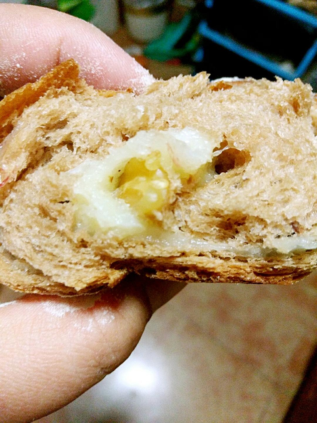 麻薯核桃夹心软欧包
