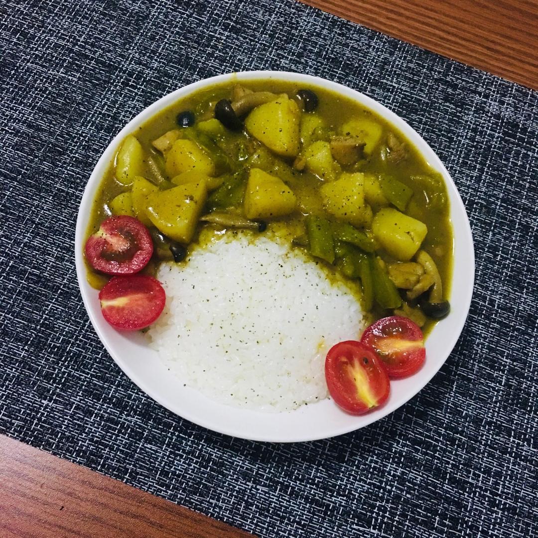 菌菇鸡腿咖喱饭