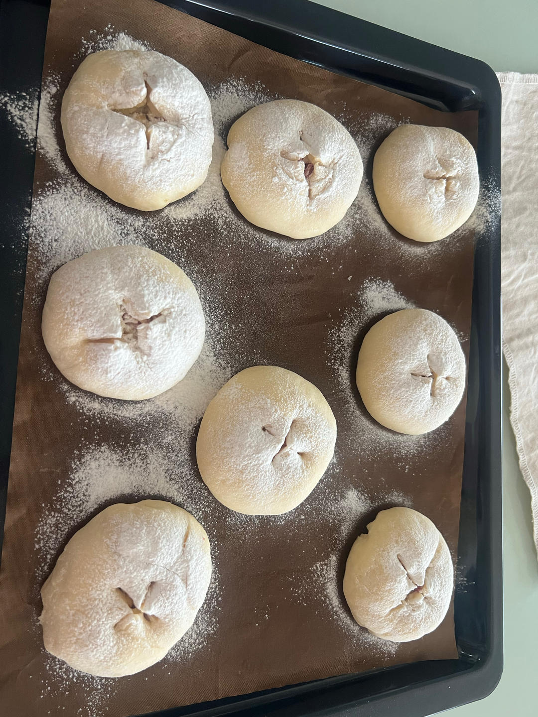 (超好吃的咸口面包）爆浆培根芝士面包